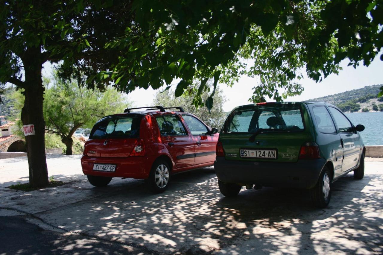 Apartments By The Sea Tisno, Murter - 5141 Exterior foto